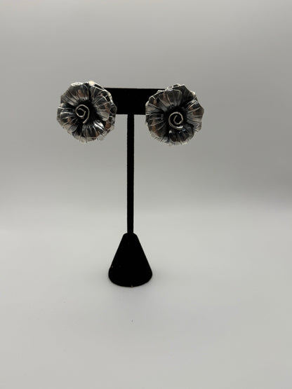 Rose Earrings by Federico Jimenez