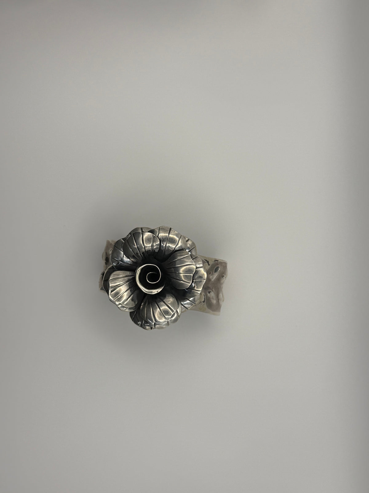 Federico Rose Cuff