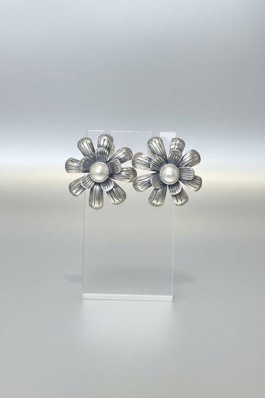 Federico Jimenez Daisy Flower Earrings