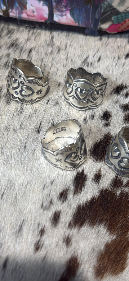 Benson Shorty Heart Ring